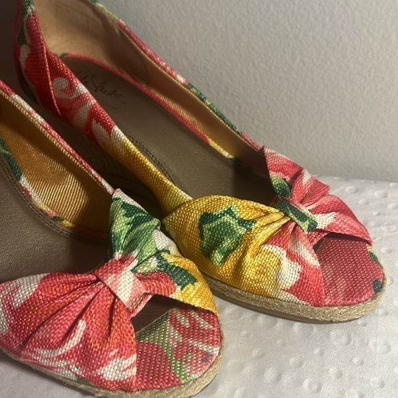 Life Stride soft system 8.5 wedges canvas - Picture 2 of 7